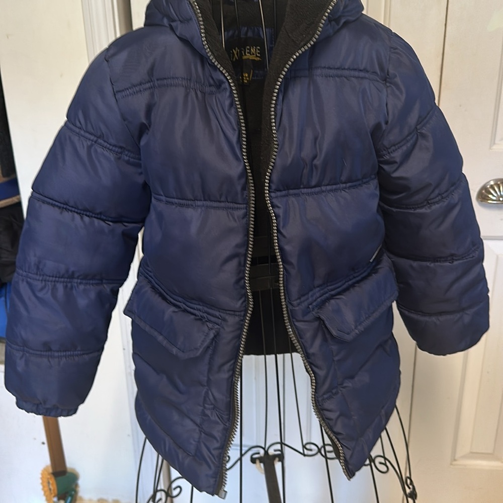 iXtreme Outfitters Blue Puffer child’s 5/6 Fleece Lined Hooded